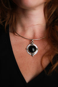 ONYX PENDANT