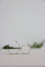 Load image into Gallery viewer, HIRUT HOOPS - ECO SILVER